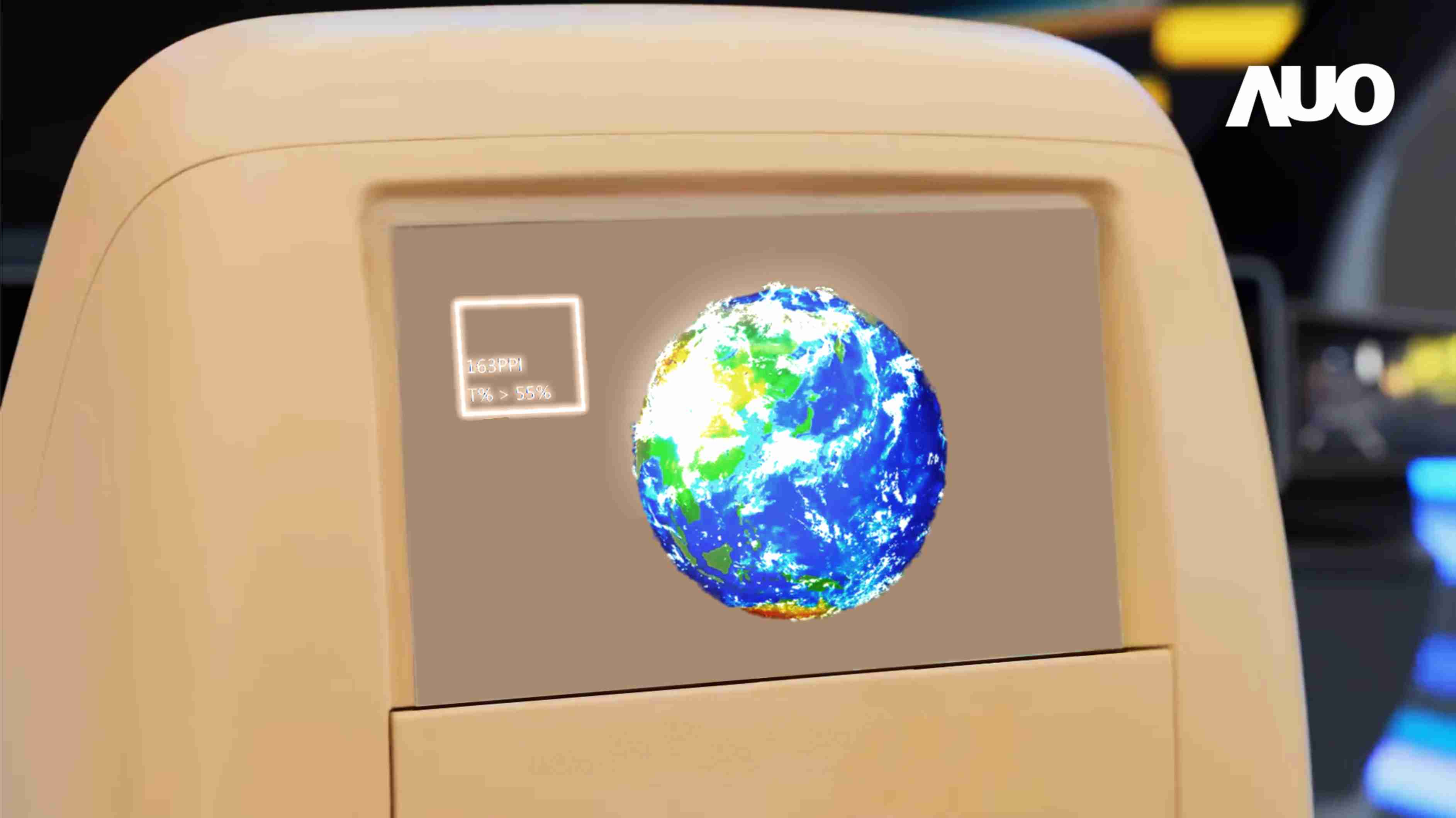 william威廉中文官网突破设计与制程挑战，，推出全球最高分辨率163ppi的13.5吋透明Micro LED面板，，，并积极布局智能车市场，，以期拓展透明显示应用的可能性